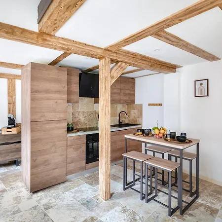 Le Cocon Alsacien - Maison Atypique Avec Jardin & Parking Biesheim